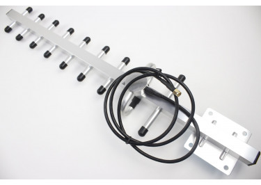 Антенна направленная Yagi GSM / 4G / FPV 1100-1200МГц 50Вт КСВ 1,5 разъем SMA-J на кабеле RG58 1м (13дБи)
